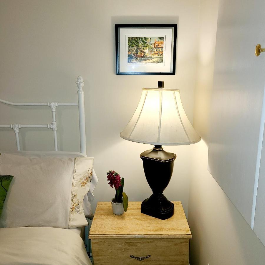 Spacious And Bright Unit With Natural Light. 皮克林 外观 照片